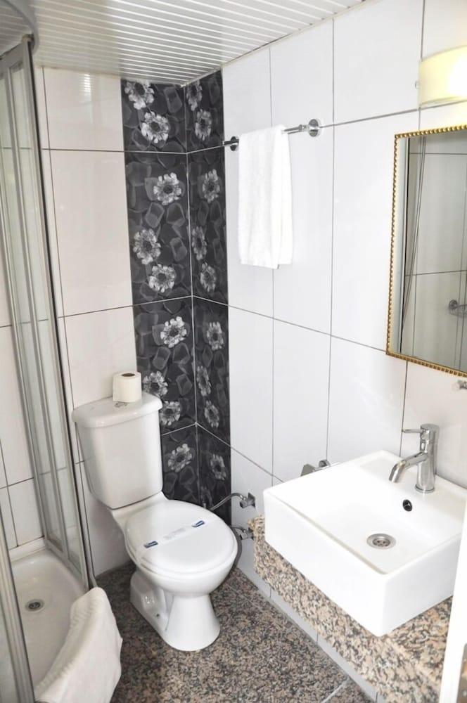 Atalla Otel