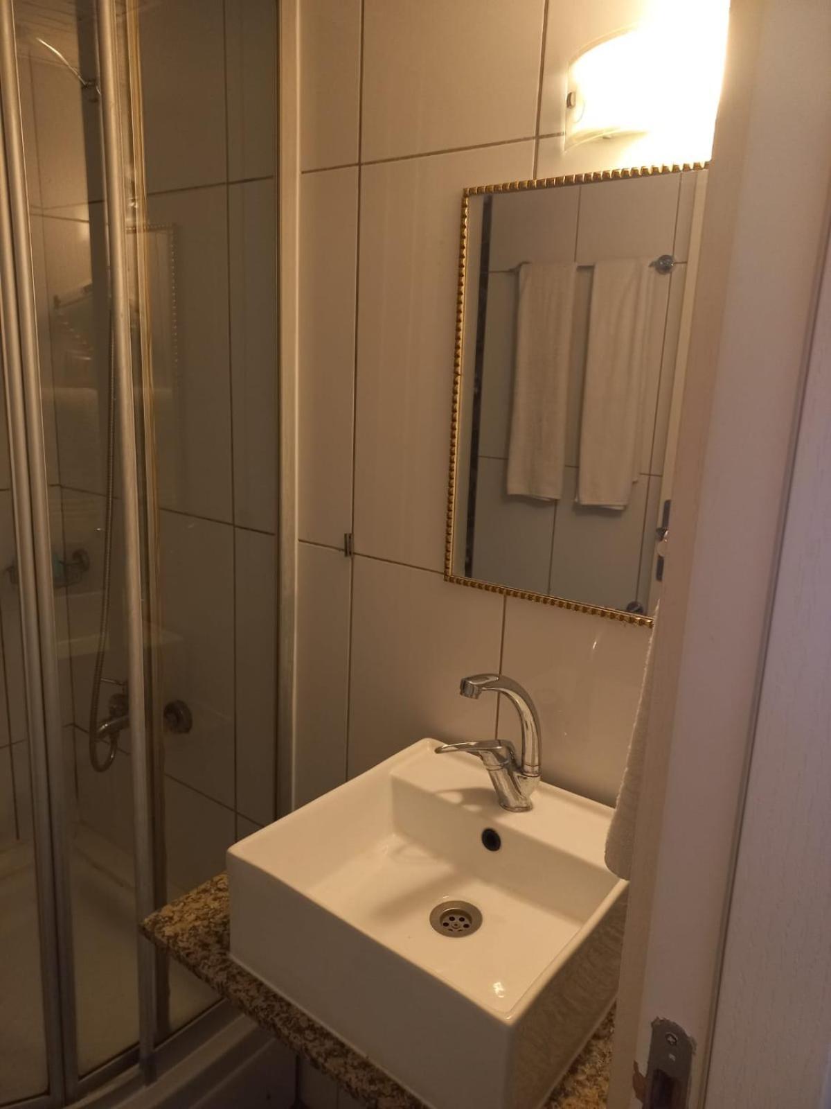 Otel Atalla 3*