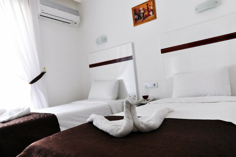 Atalla Otel